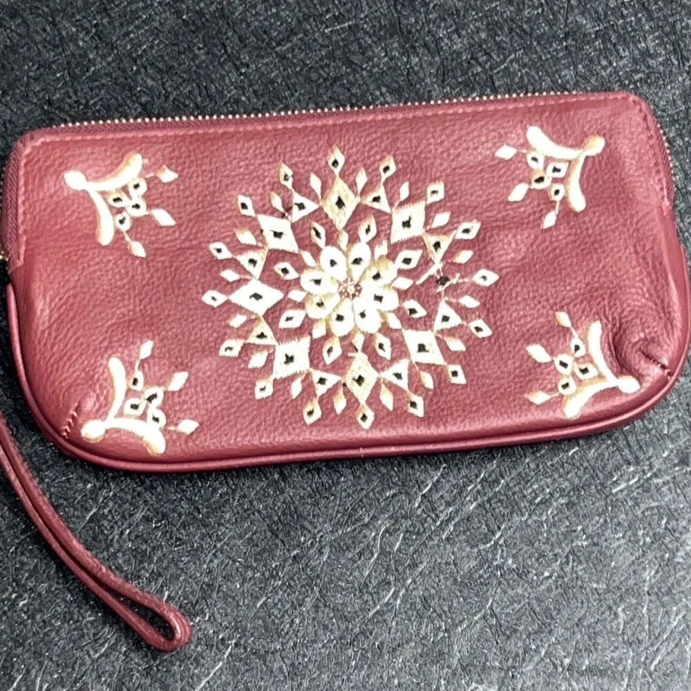 Lucky Brand Embroidered Leather Wristlet Pouch Women OS Burgundy Good Boho